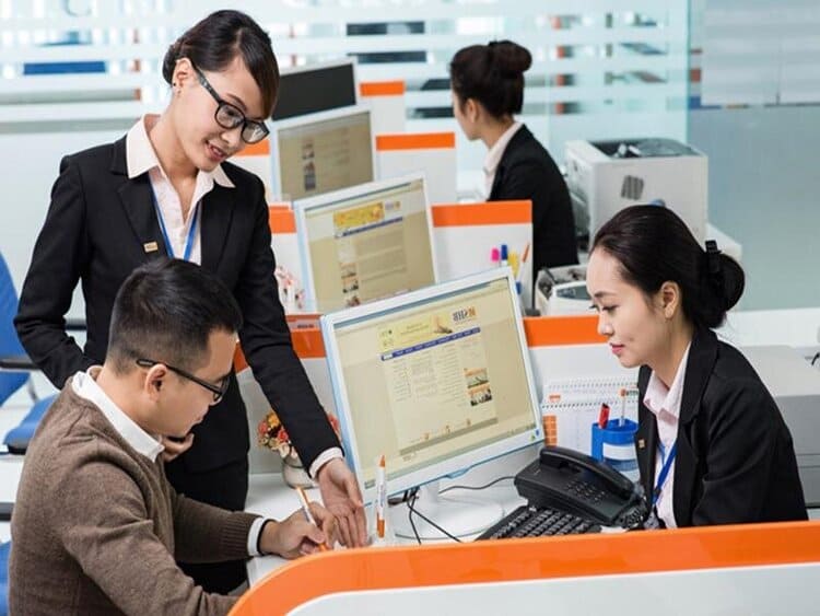 Lựa chọn và làm việc với ngân hàng trước khi mua xe